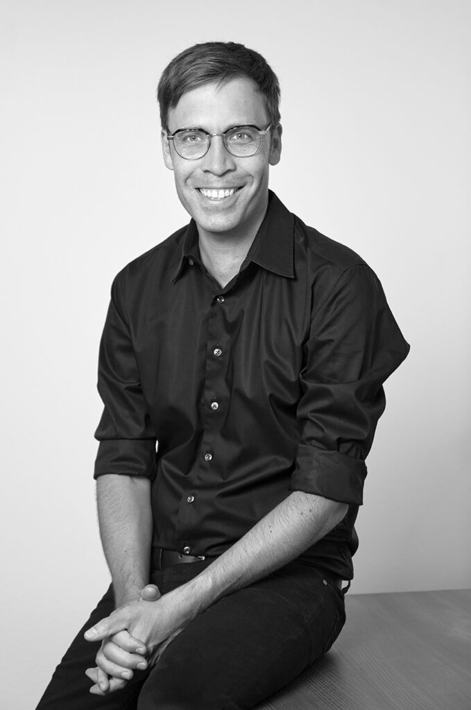 Business-Portrait von Rechtsanwalt Jonas Krummenacher, Fachanwalt SAV Strafecht, Anwaltsgemeinschaft Luzern